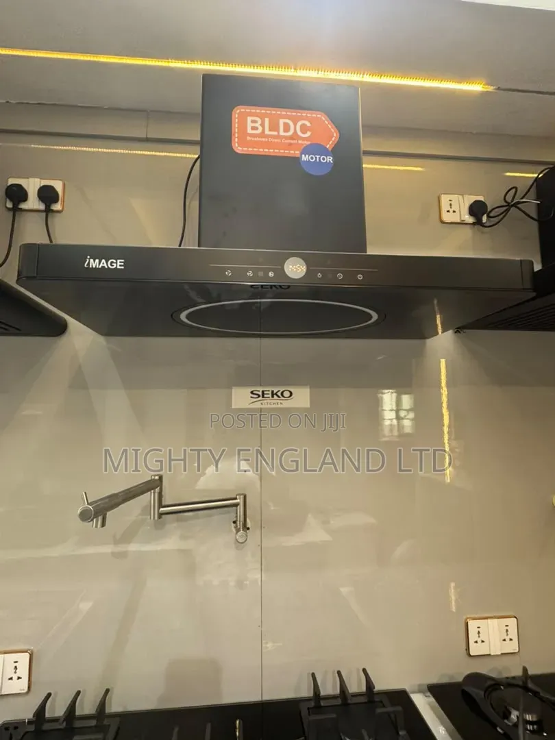 Quality Kitchen Range Hood With a Black Tempered Glass Touch Panel