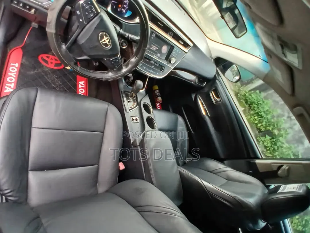 Toyota Avalon XLE 4dr Sedan (3.5L 6cyl 6A) 2014 Black
