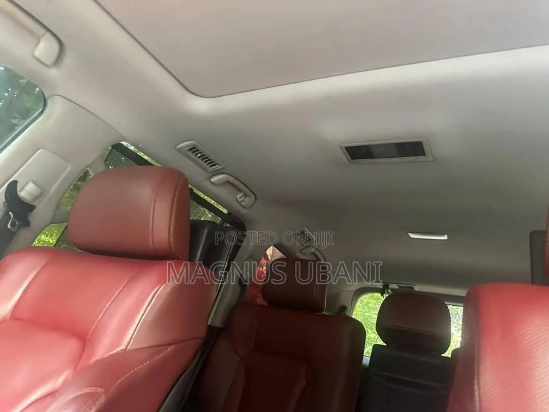 Lexus LX 570 (5 seats) AWD 2016 Black