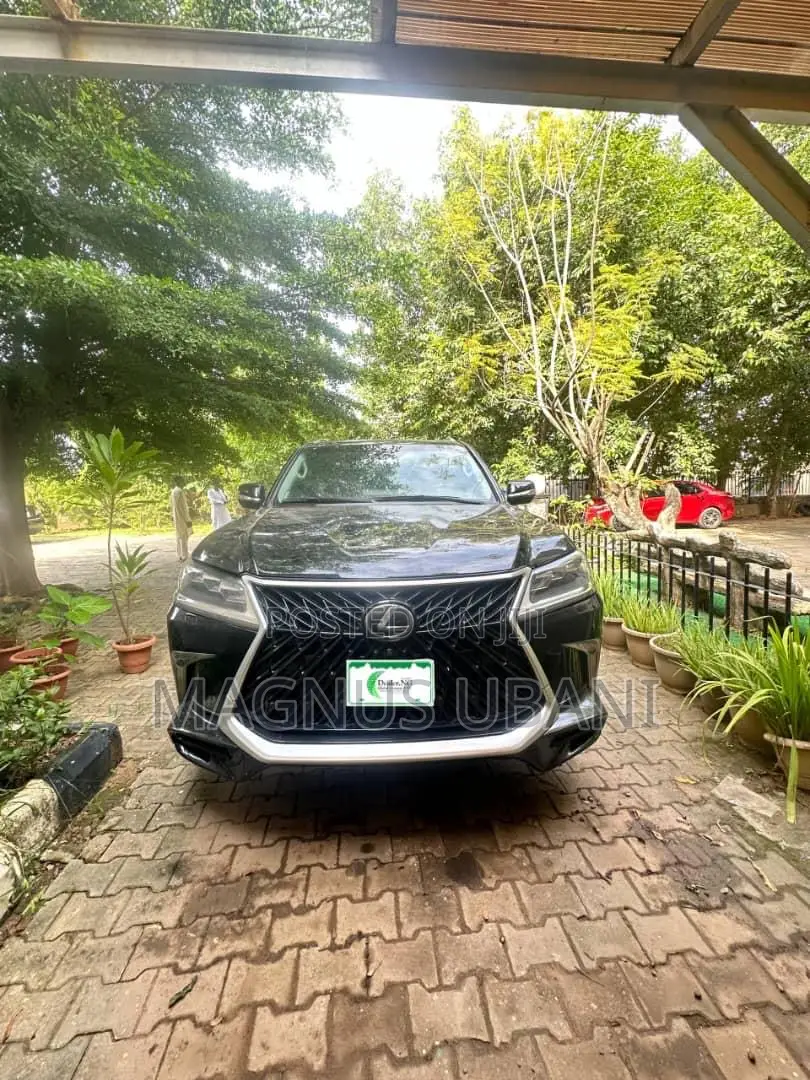 Lexus LX 570 (5 seats) AWD 2016 Black