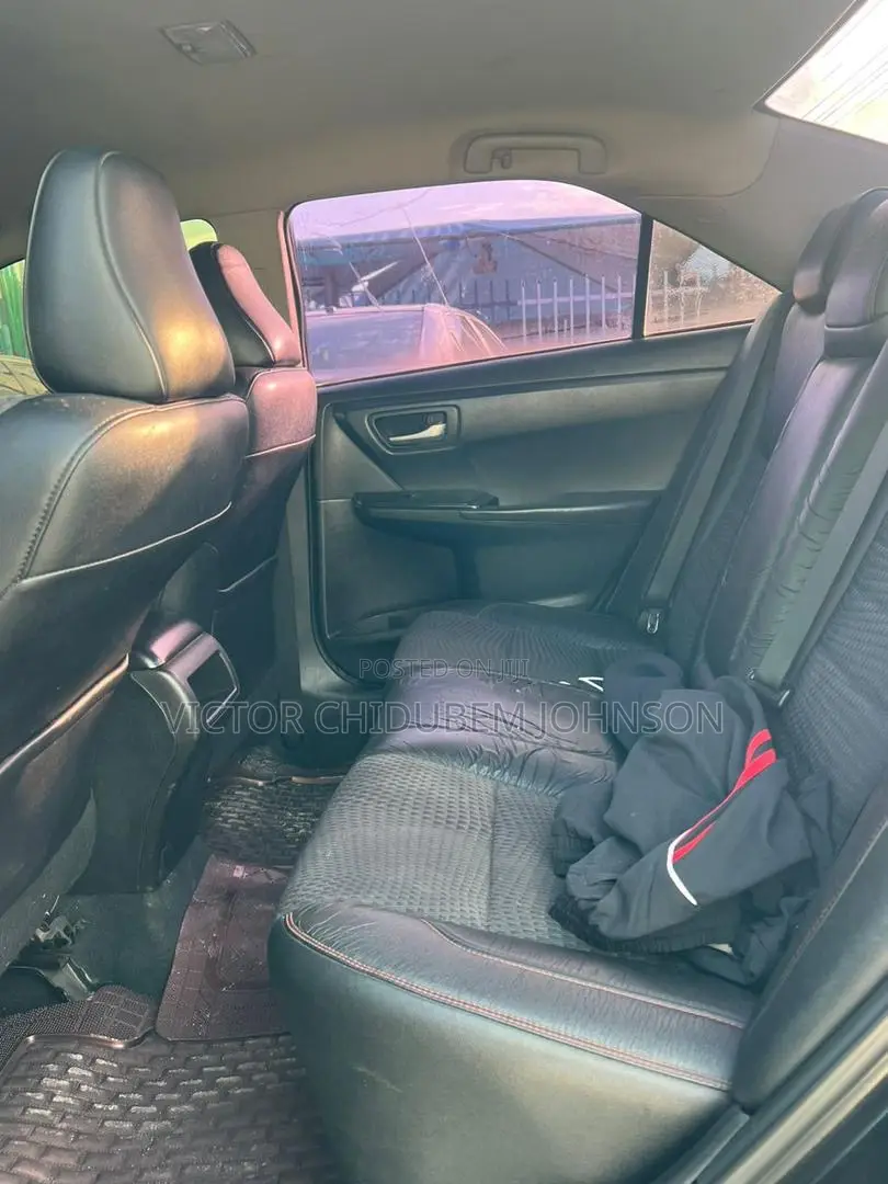 Toyota Camry 2016 Black