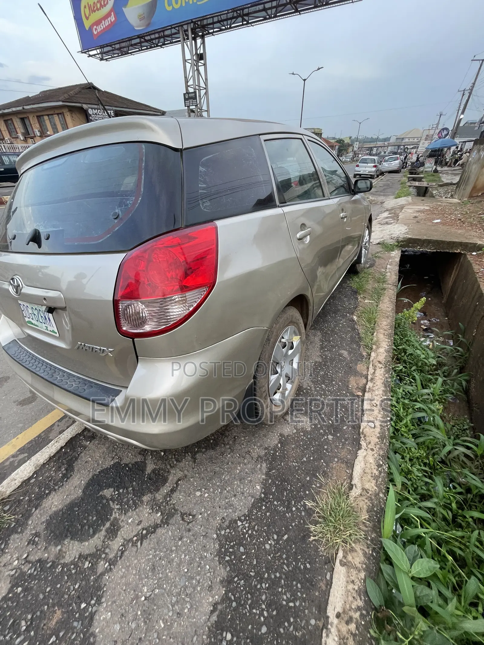 Toyota Matrix 2005 Beige