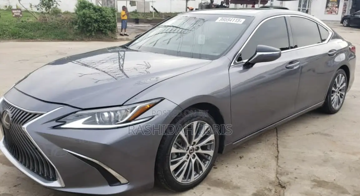 Lexus ES 2020 Gray