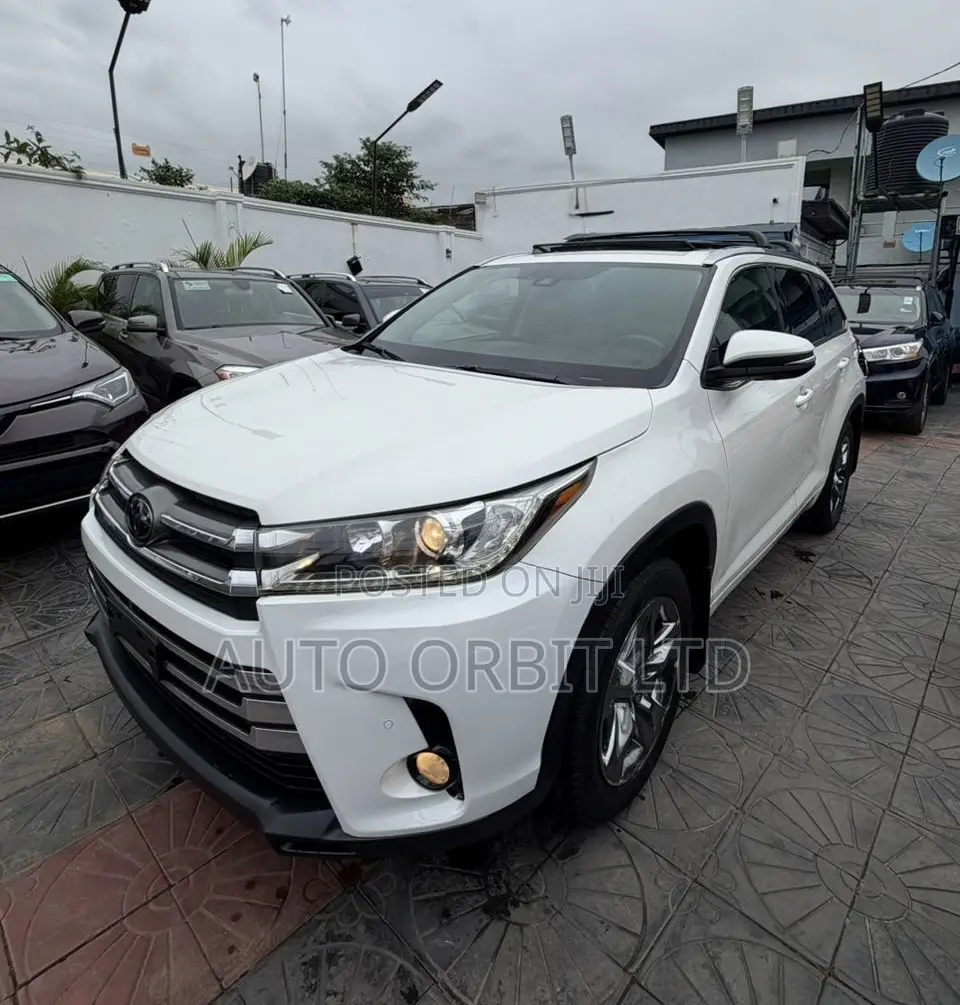 Toyota Highlander Limited Platinum 4x2 V6 (3.5L 6cyl 8A) 2018 White