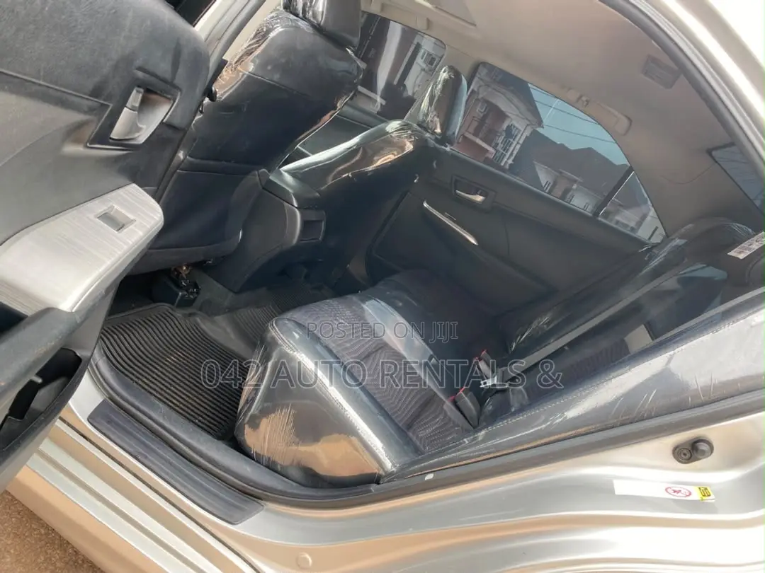 Toyota Camry 2013 Silver