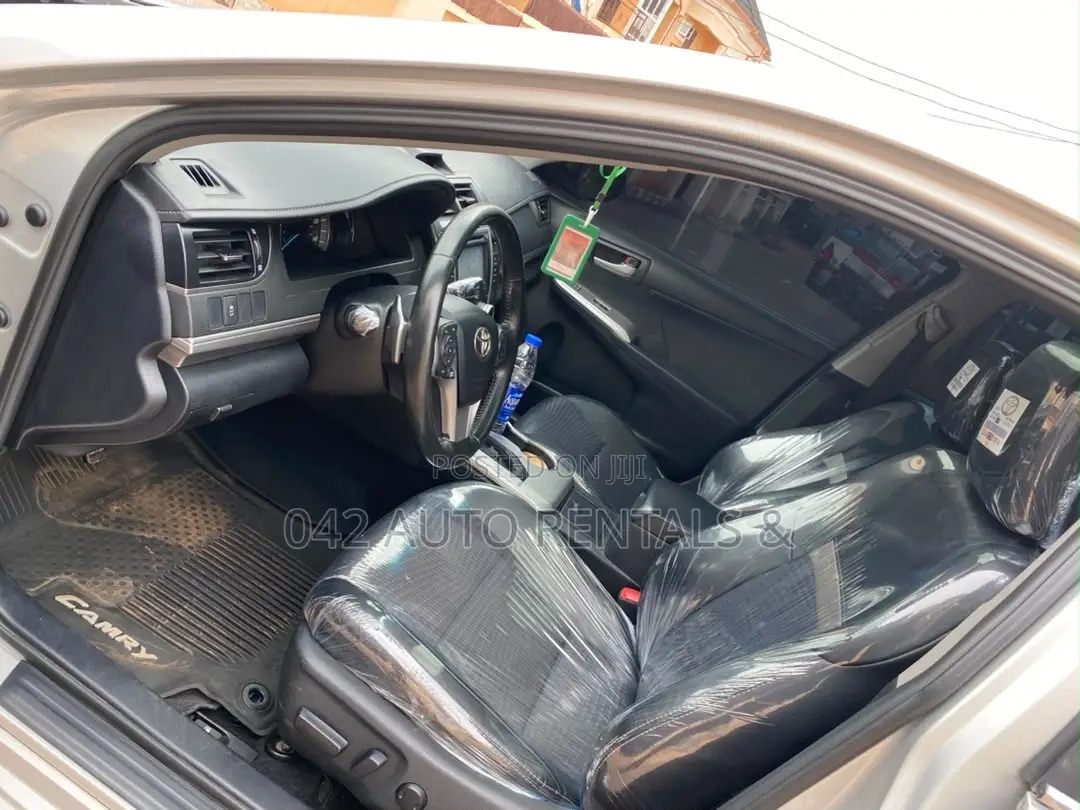 Toyota Camry 2013 Silver