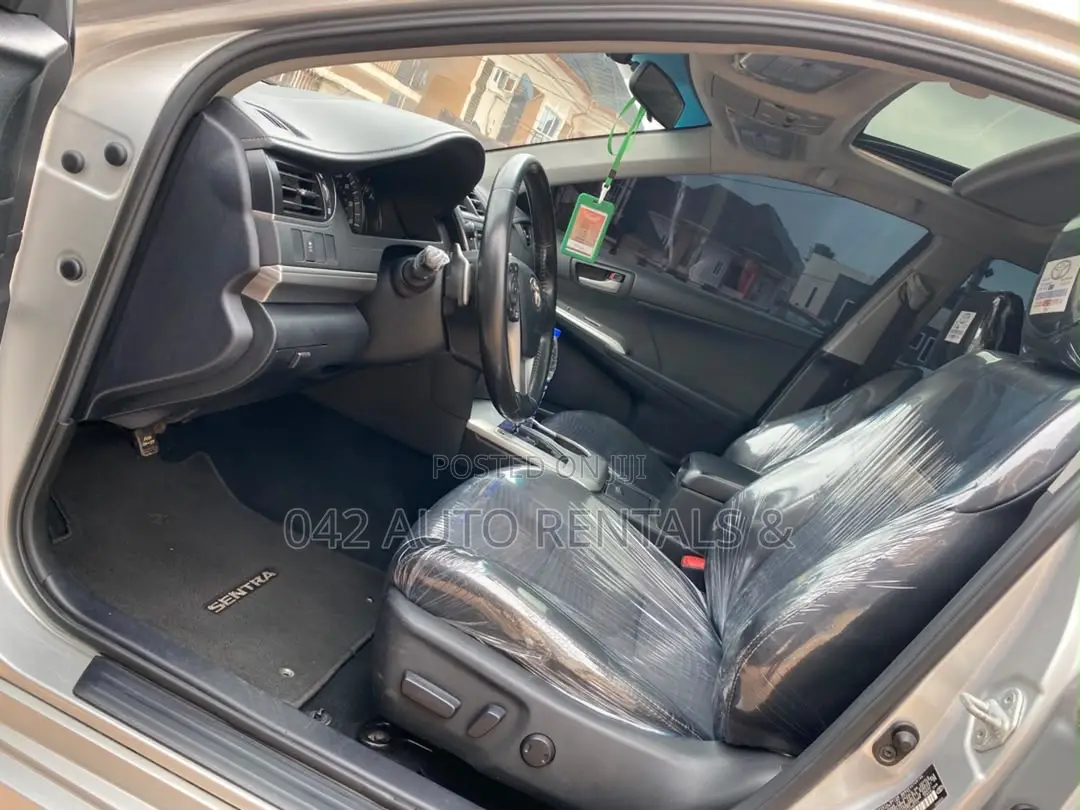 Toyota Camry 2013 Silver