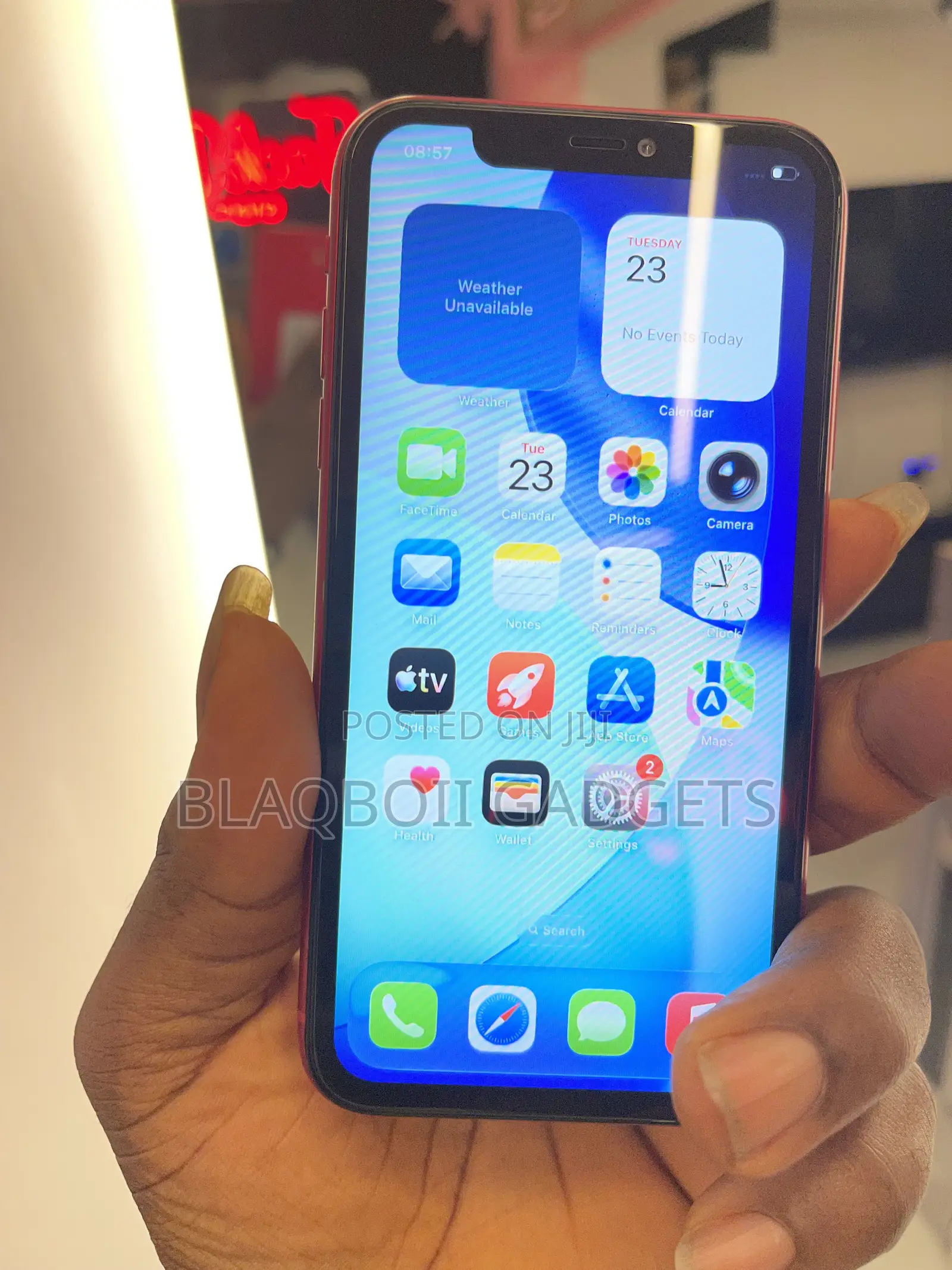 New Apple iPhone 11 64 GB Red