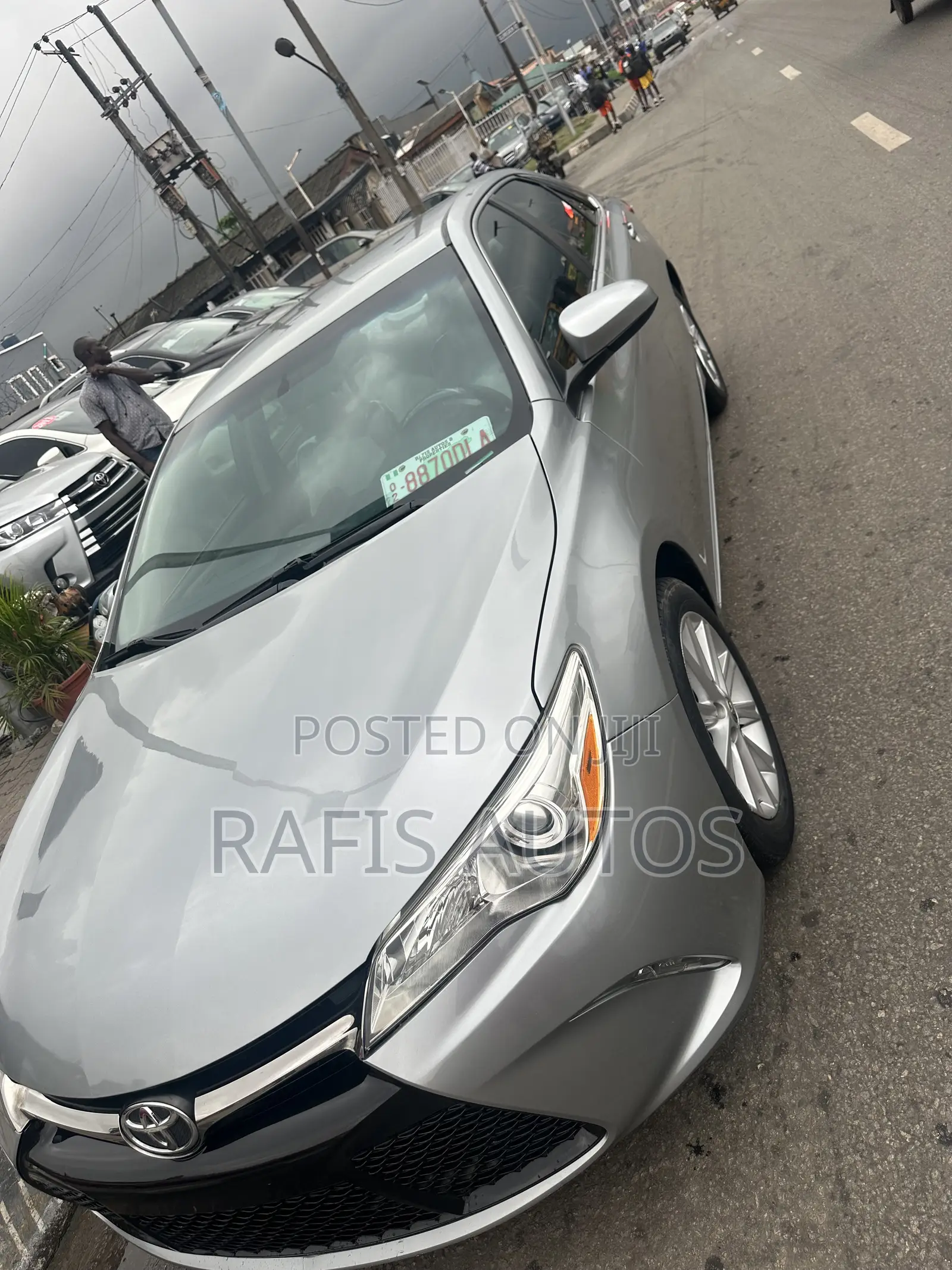 Toyota Camry SE 4dr Sedan (2.5L 4cyl 6A) 2016 Silver