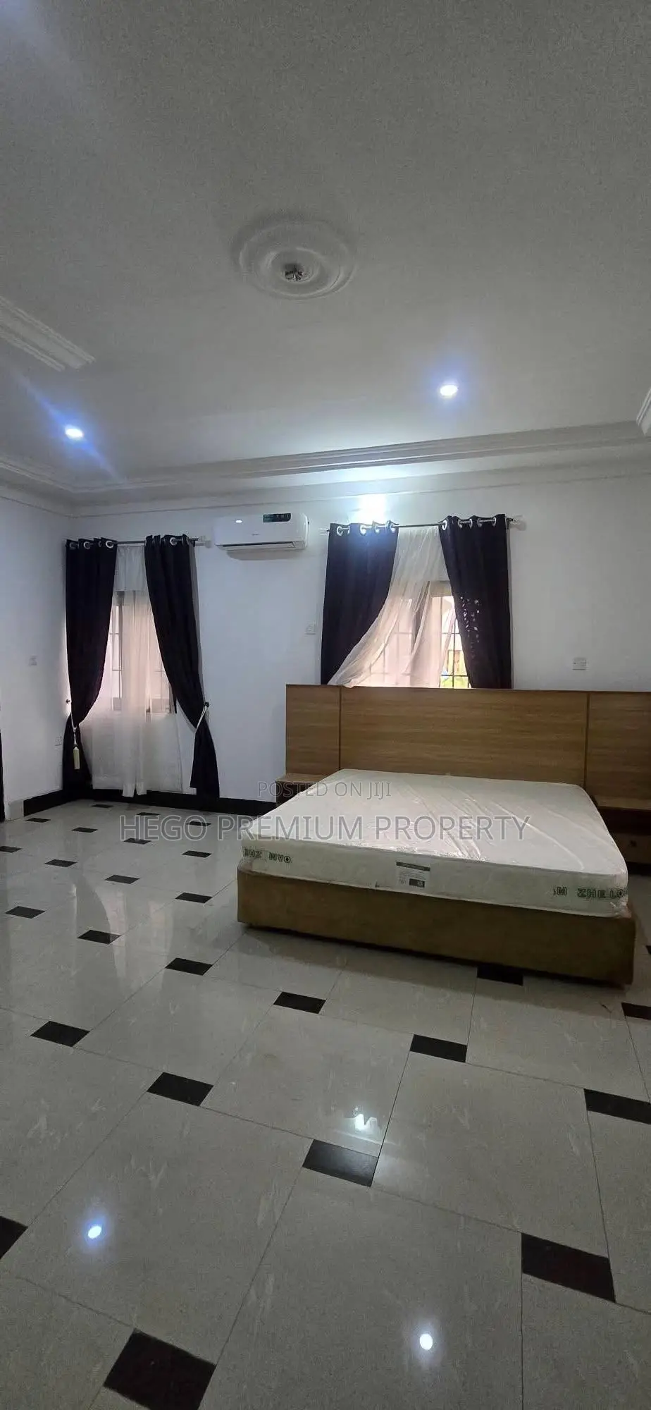 6bdrm Duplex in Abacha Road, G.R.A, for rent