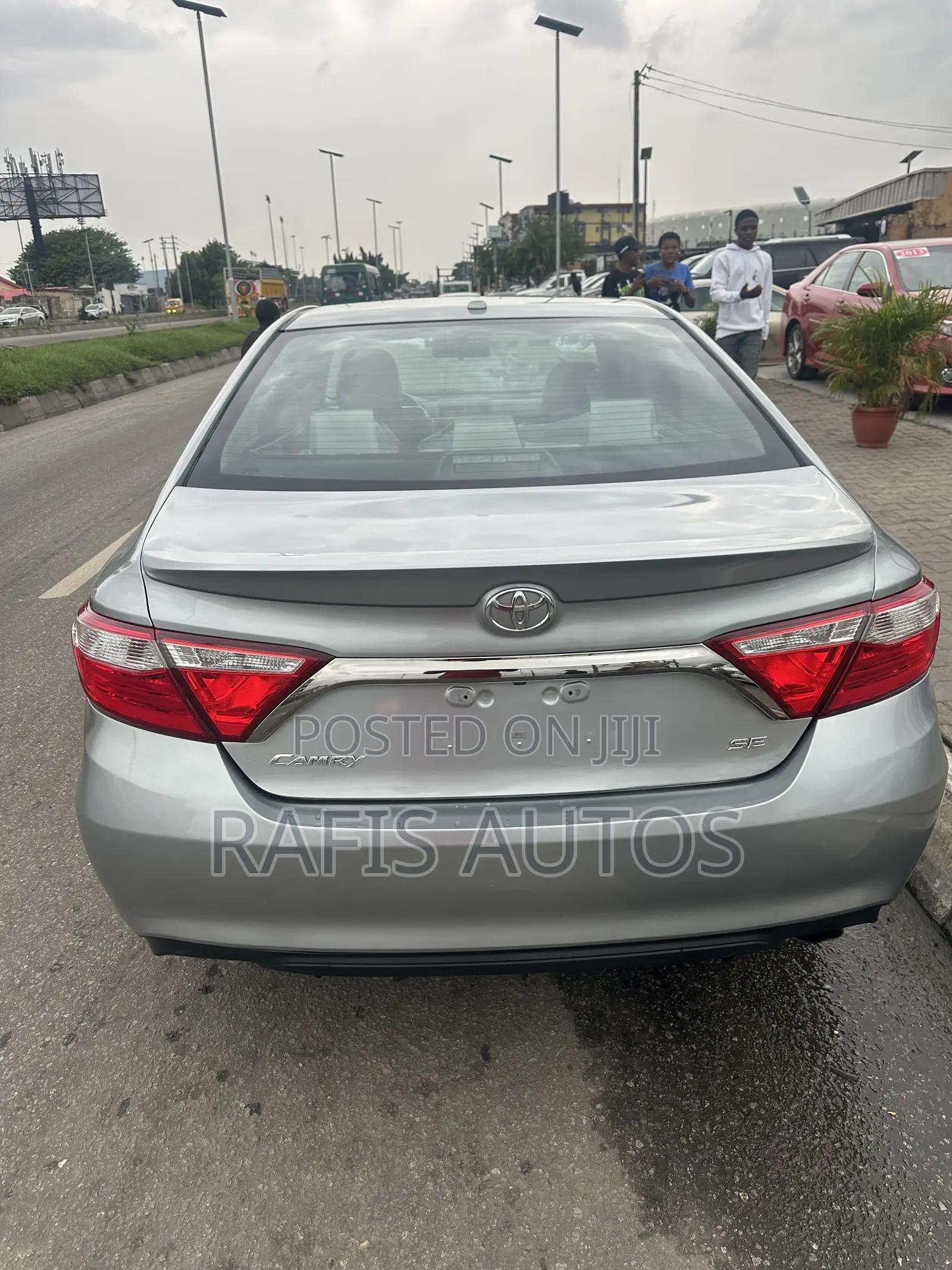 Toyota Camry SE 4dr Sedan (2.5L 4cyl 6A) 2016 Silver