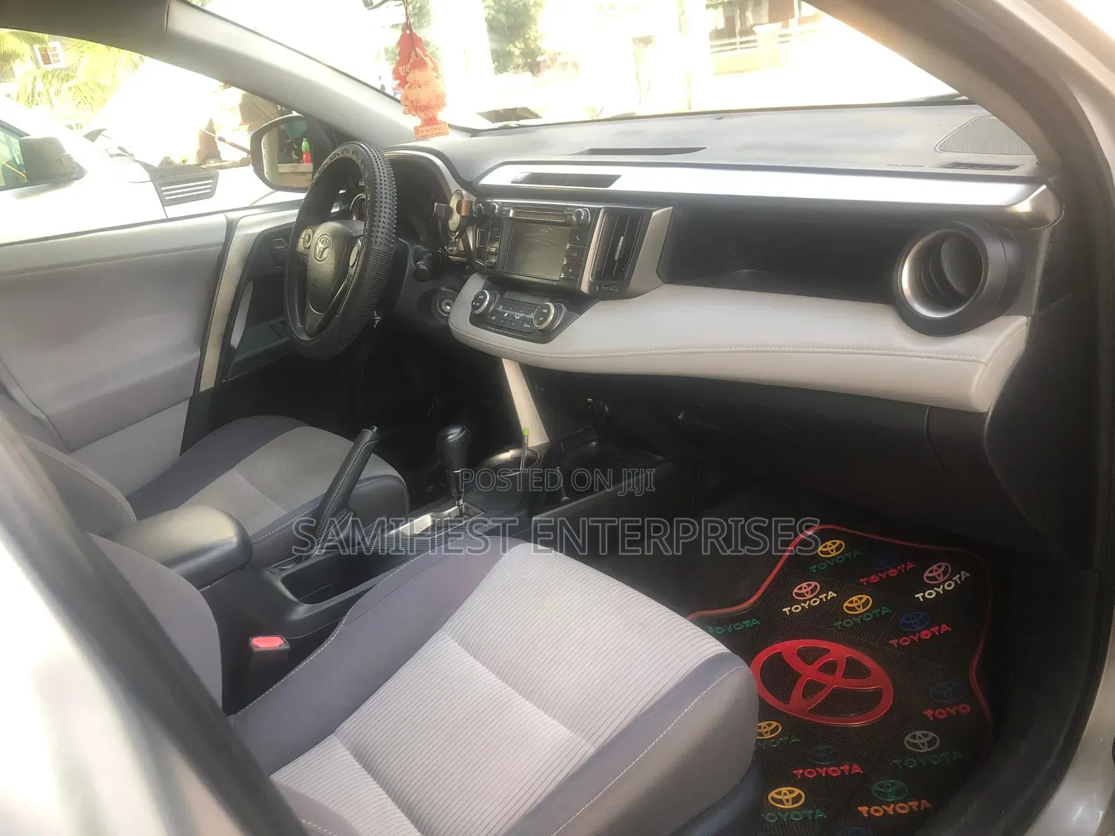 Toyota RAV4 2013 Silver