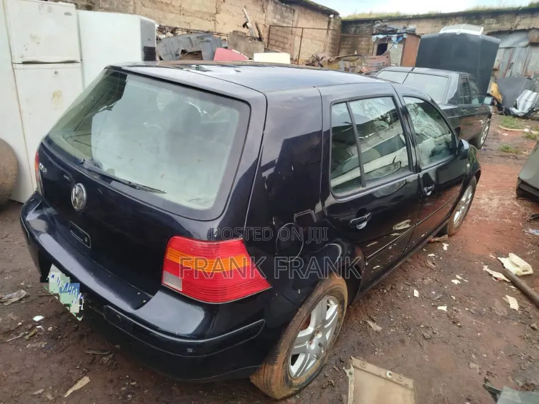Volkswagen Golf 2004 Black