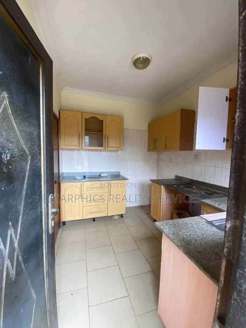 3bdrm Apartment in Lekki Phase 1 for rent