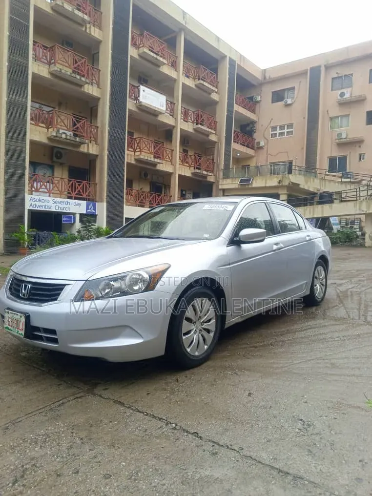 Honda Accord 2009 Silver