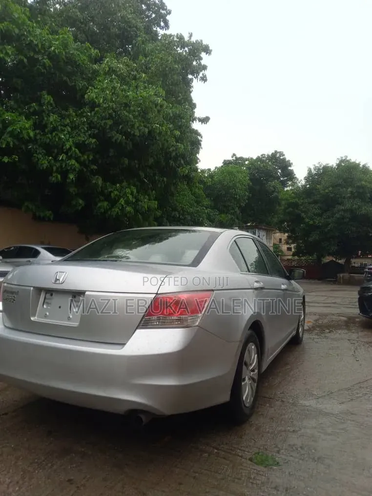 Honda Accord 2009 Silver