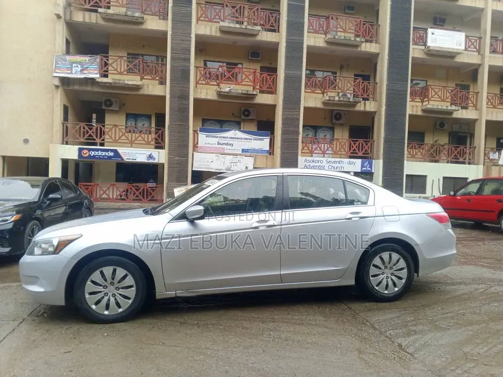 Honda Accord 2009 Silver