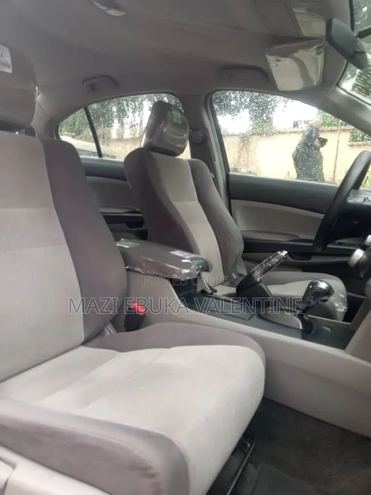 Honda Accord 2009 Silver