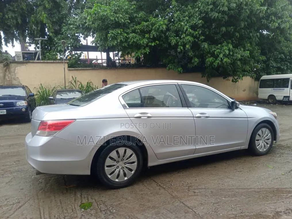 Honda Accord 2009 Silver