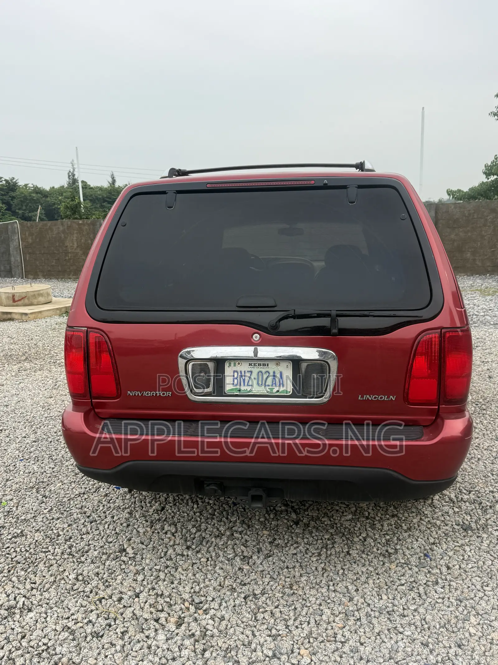Lincoln Navigator Base 4x4 1998 Red