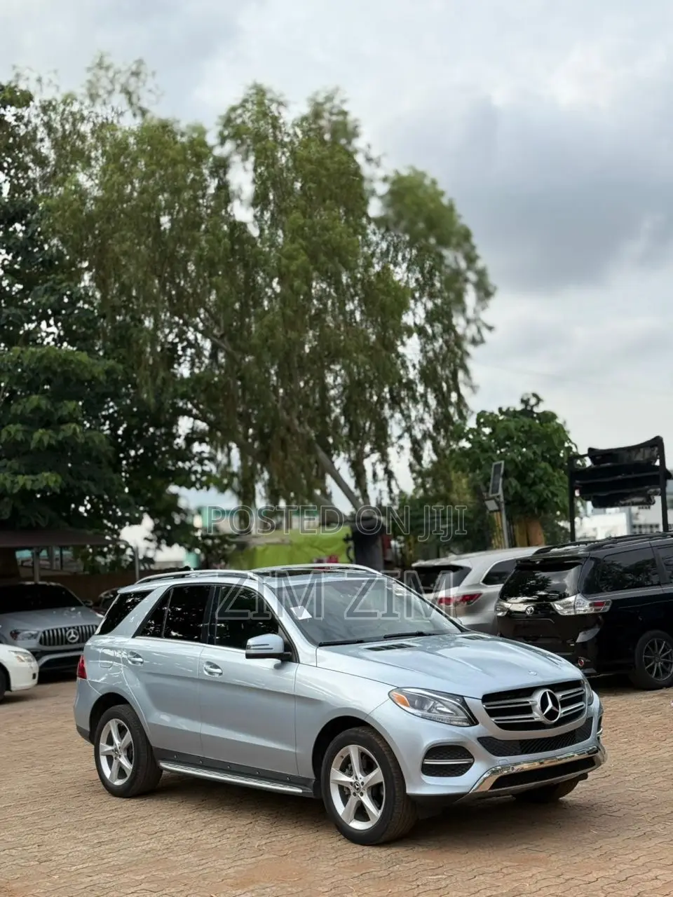 Mercedes-Benz GLE-Class GLE 550 4MATIC 2017 Blue