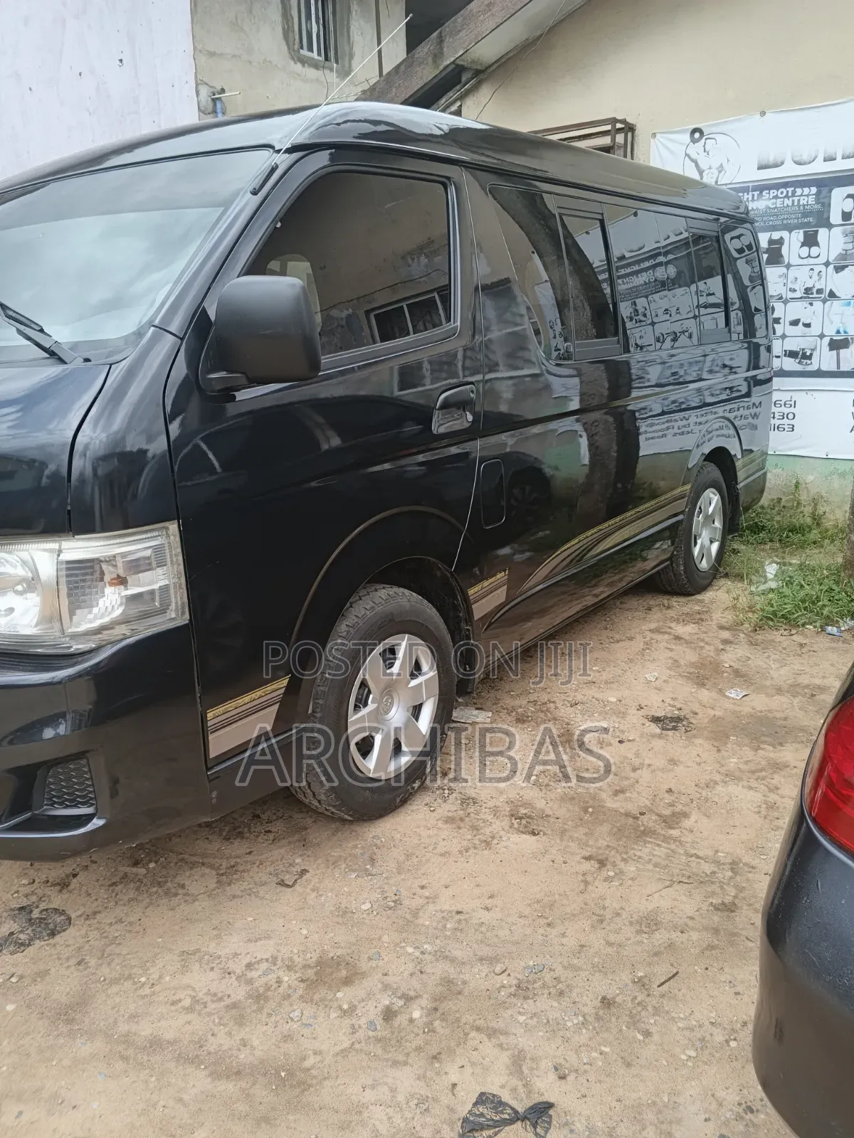 Toyota HiAce SV Premium 2013 Black