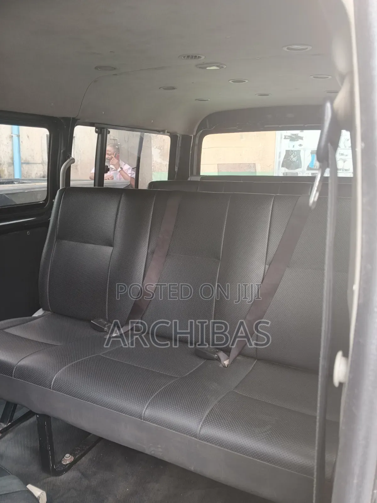 Toyota HiAce SV Premium 2013 Black