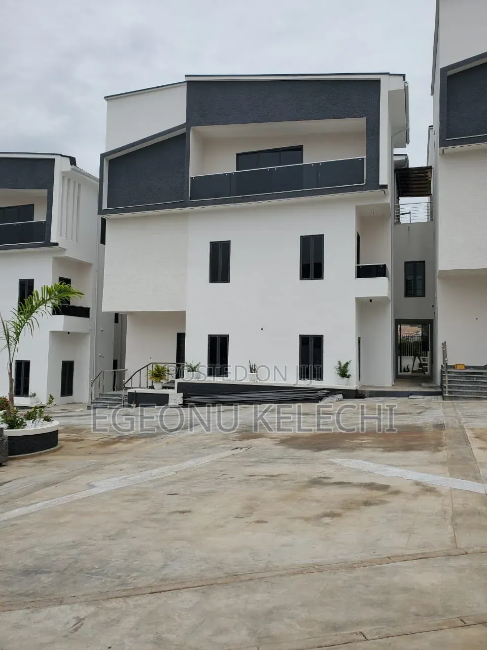Furnished 5bdrm Duplex in Asokoro for sale