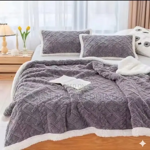 Plush Fur Duvet With 2 Pillow Cases (200 X 230cm)