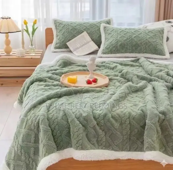 Plush Fur Duvet With 2 Pillow Cases (200 X 230cm)