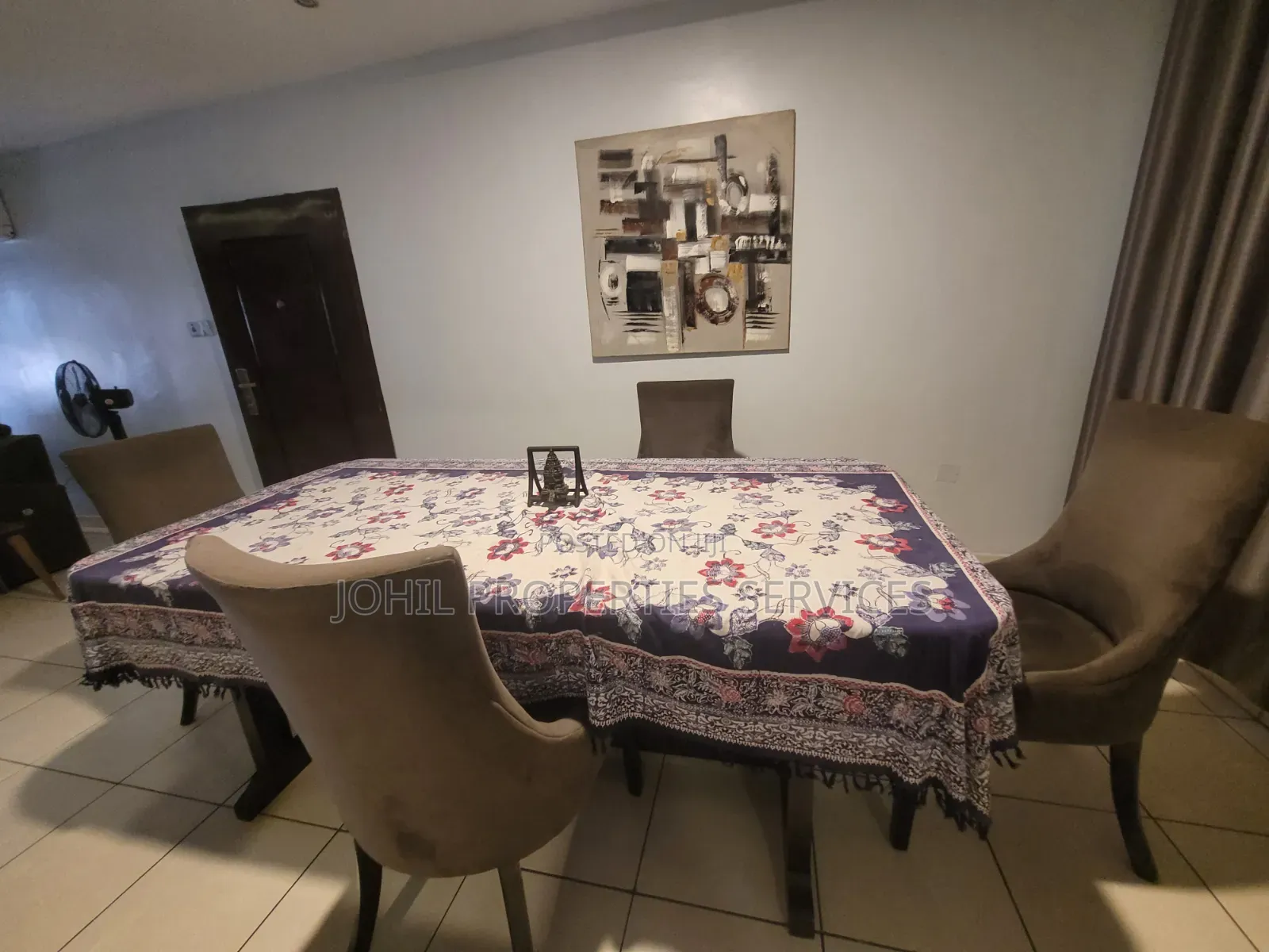Furnished 2bdrm Block of Flats in Area 11 for rent