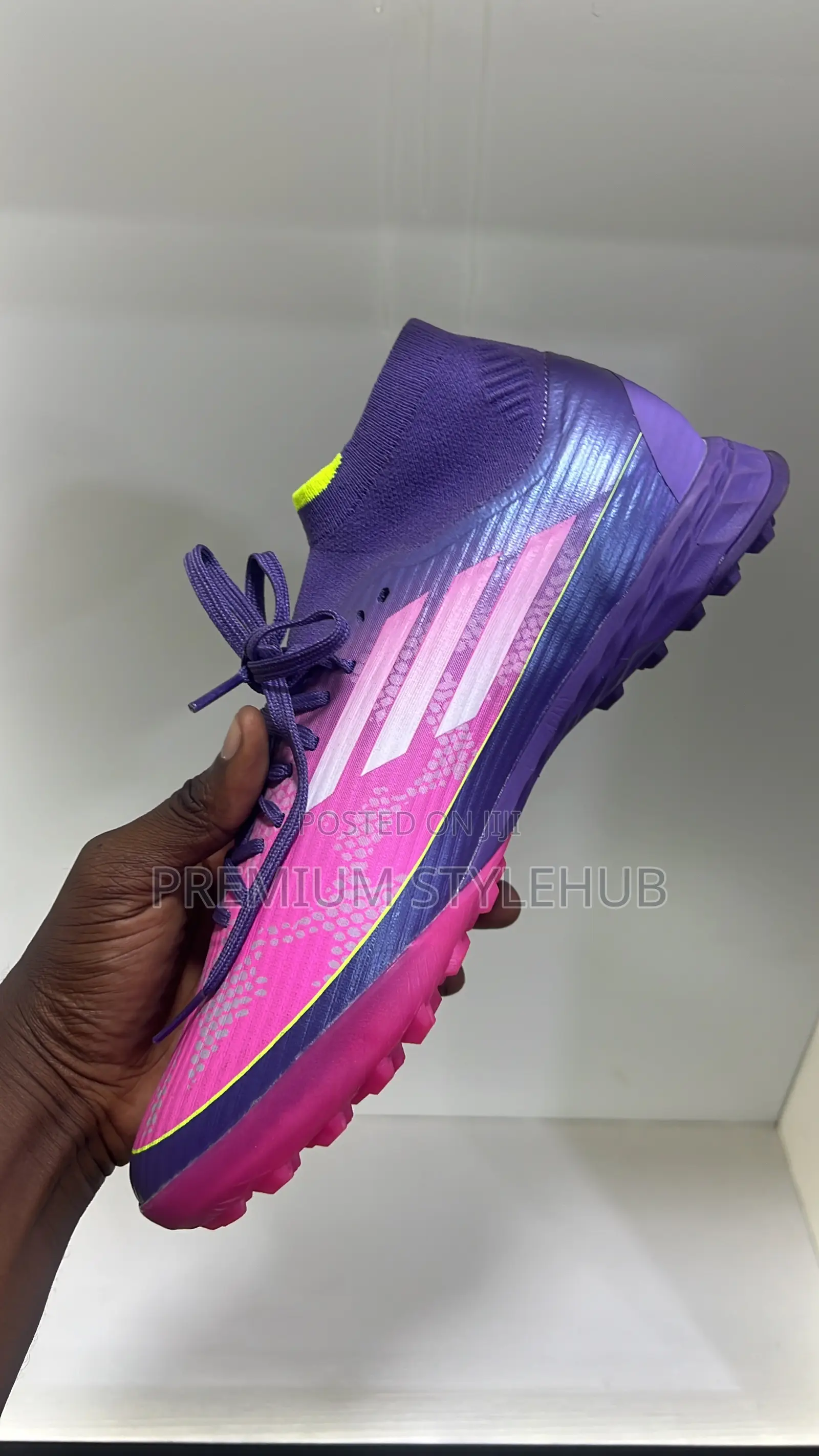Multi-Color F:50 Turf