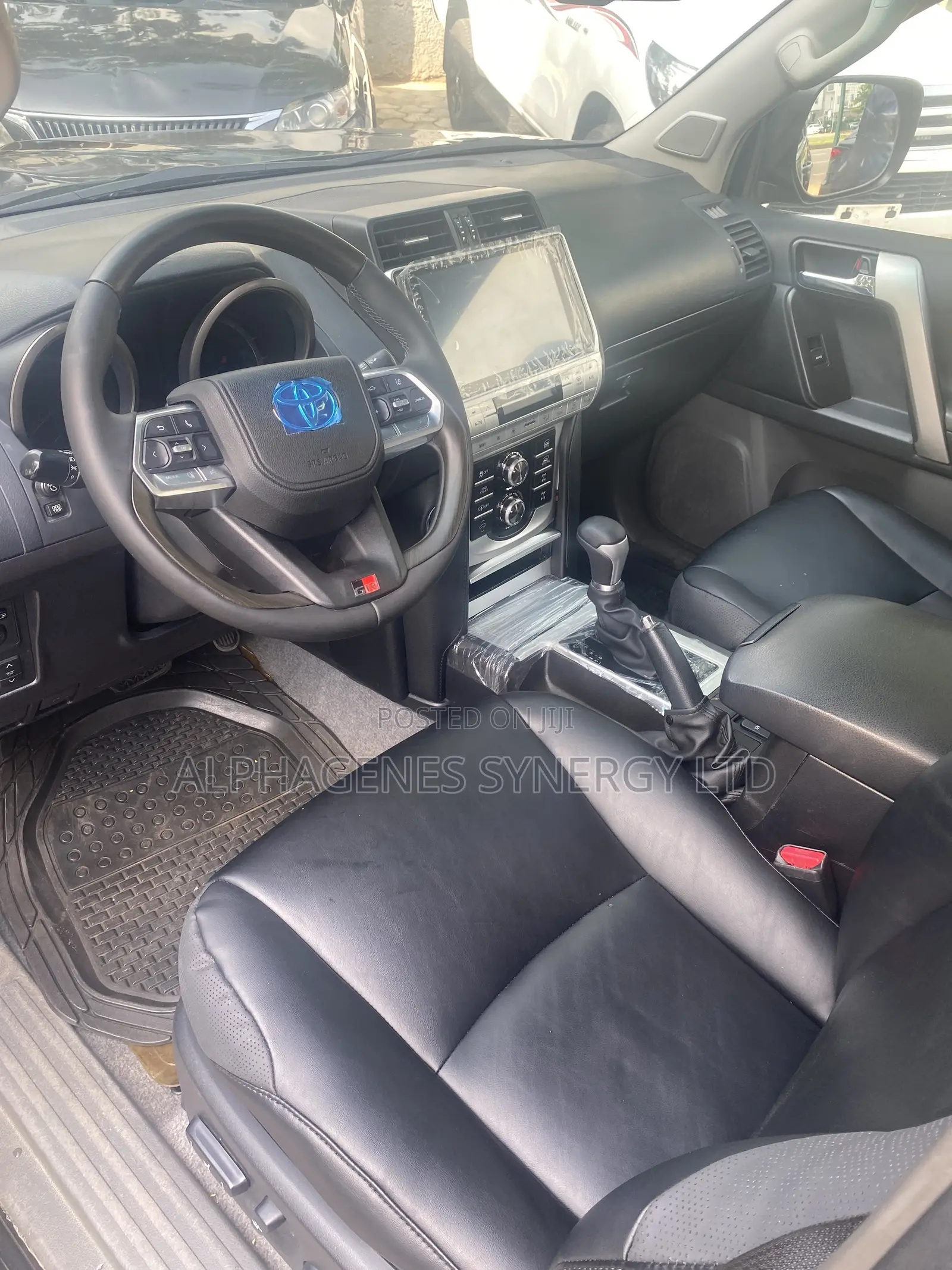 Toyota Land Cruiser Prado 2016 Black