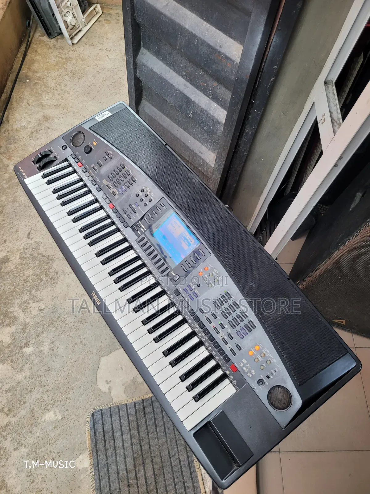 Yamaha PSR 8000