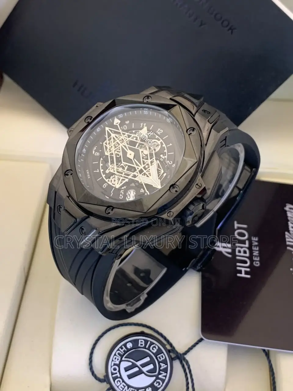 Hublot Quality Luxury Men Chronograph Rubber Strap Wristwatch