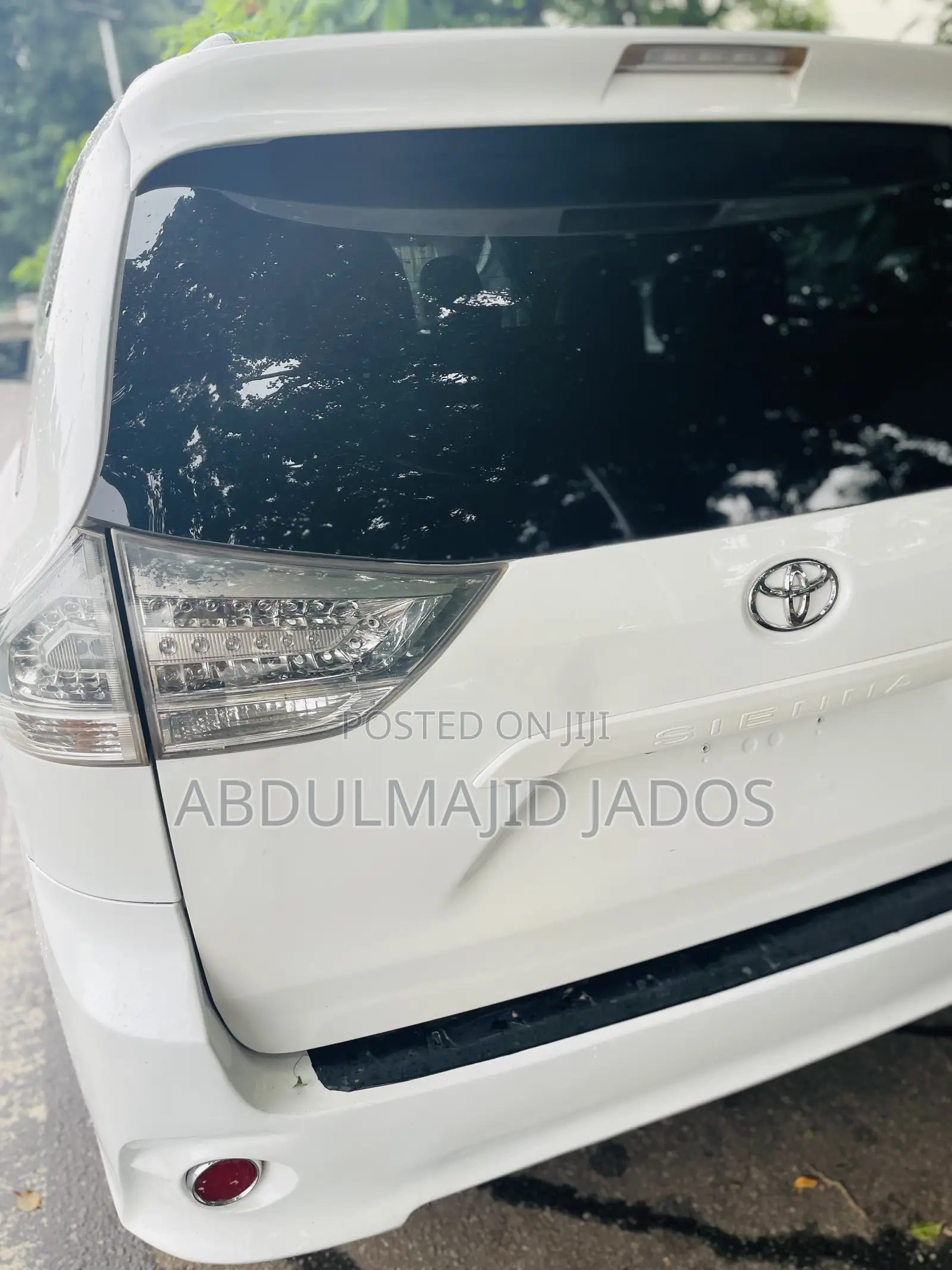 Toyota Sienna 2013 White