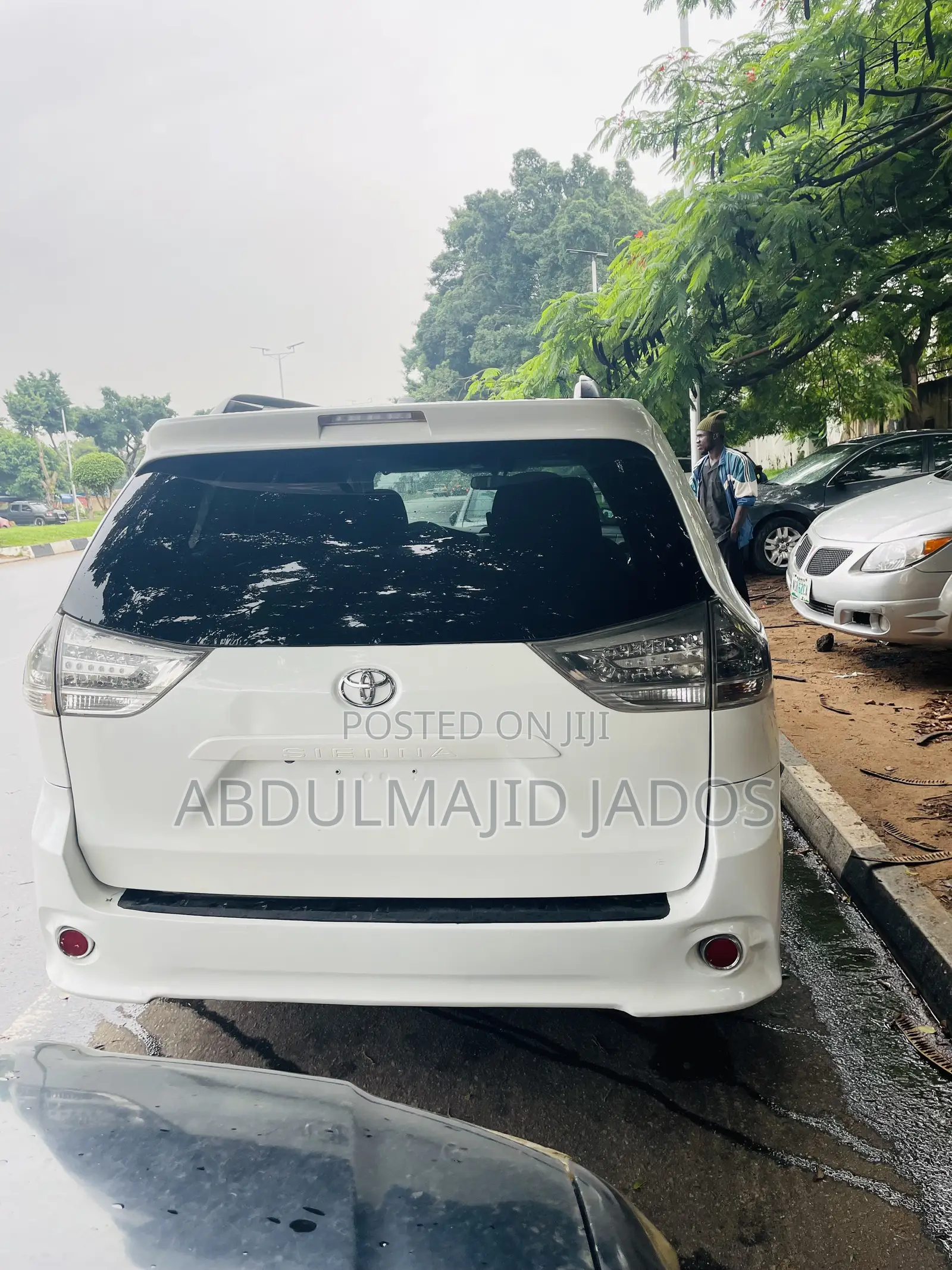 Toyota Sienna 2013 White