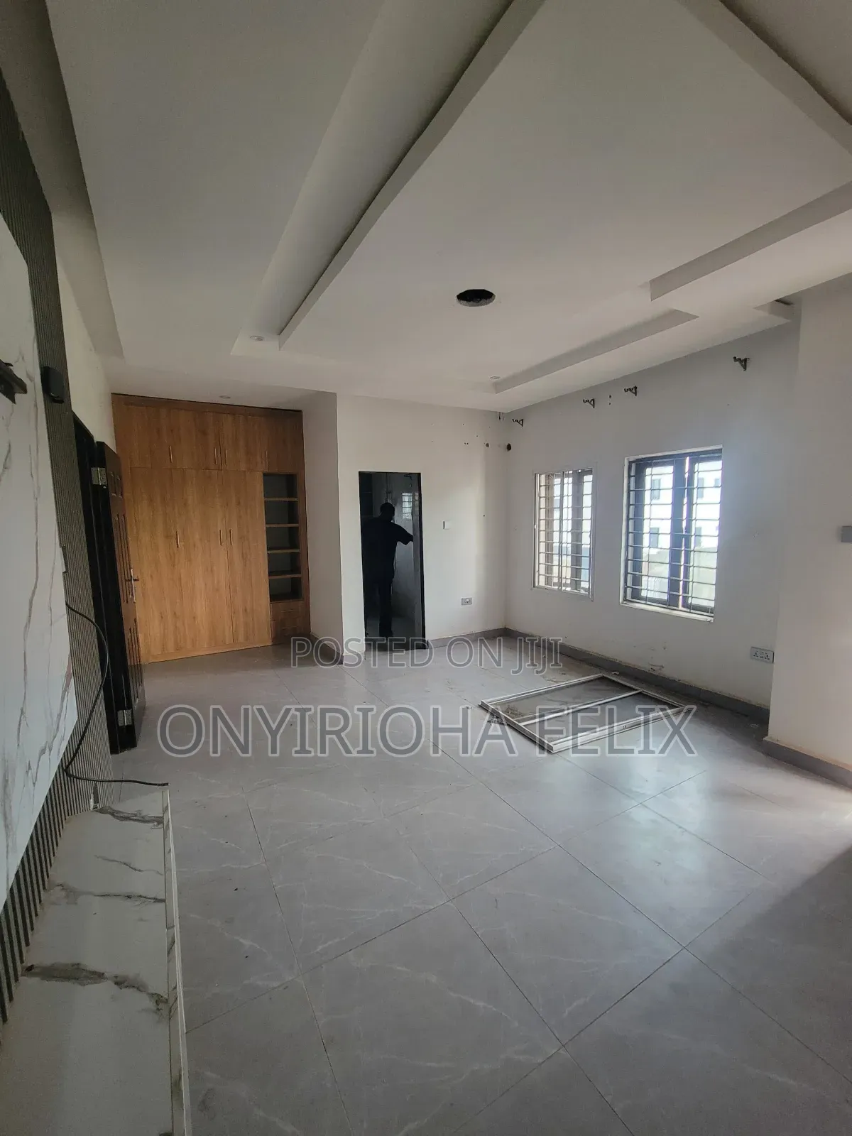 2bdrm Block of Flats in Lugbe Close To, Kiami for rent