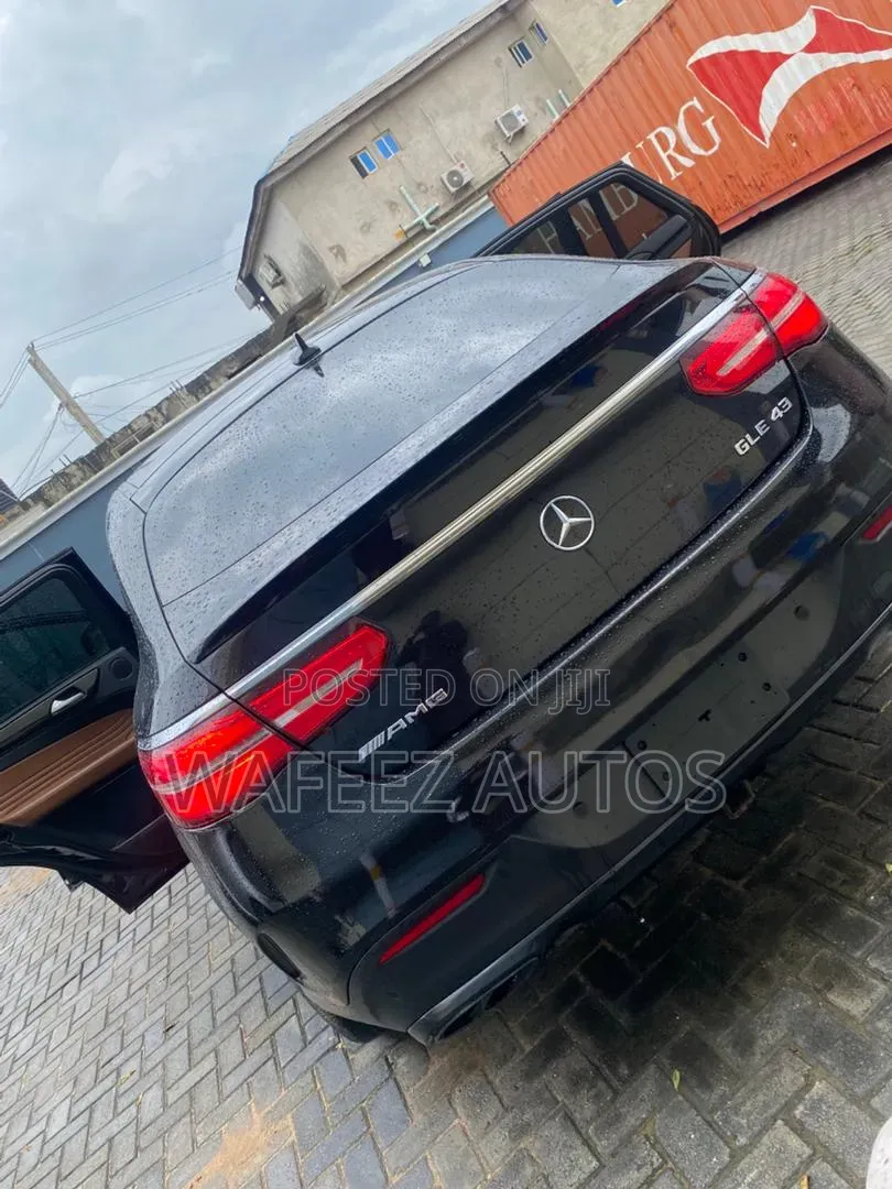 Mercedes-Benz GLE-Class 2018 Black