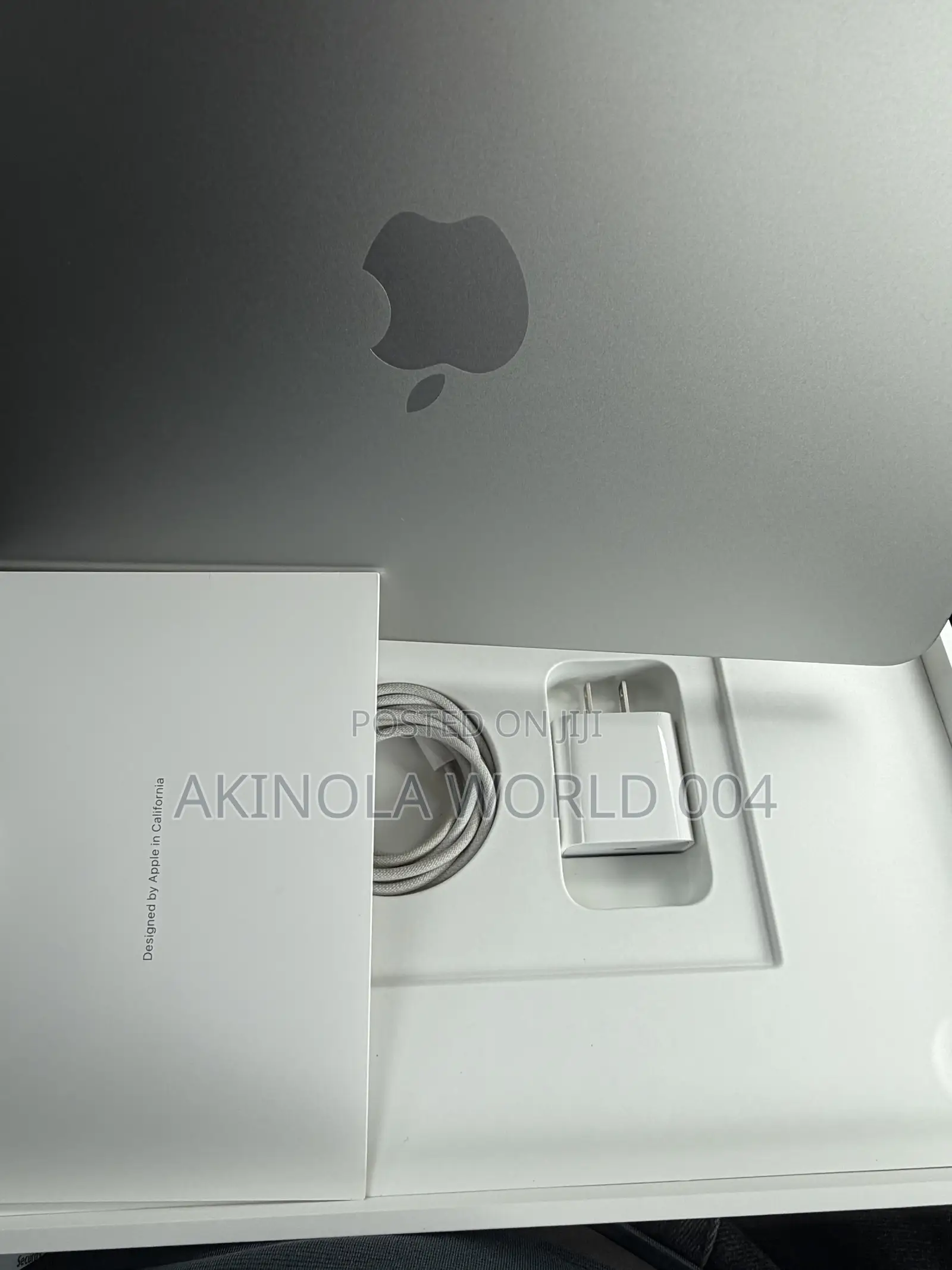 New Laptop Apple MacBook Neo 2026 8GB SSD 256GB
