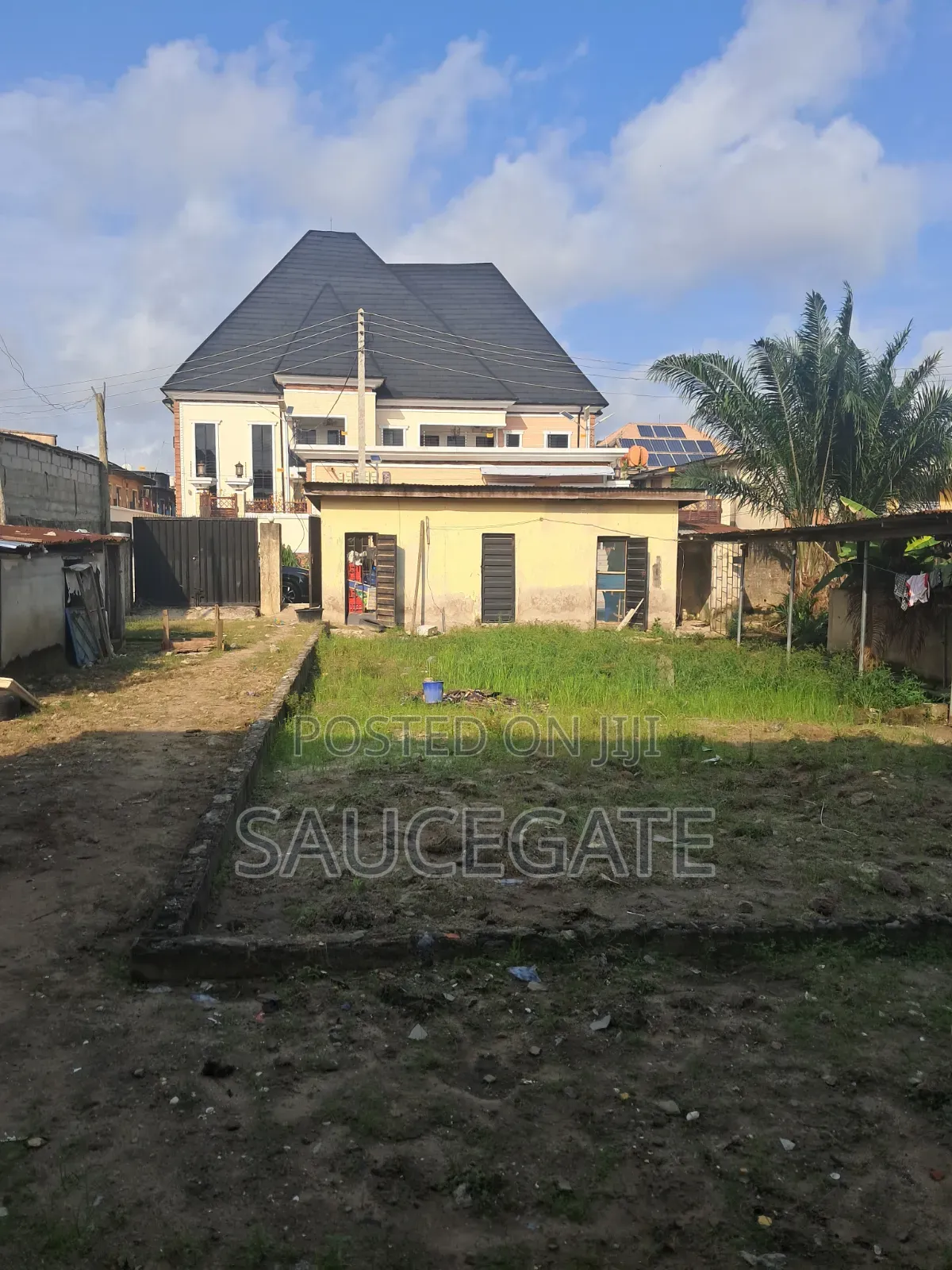 3bdrm Block of Flats in Redgate, Satellite Town for sale