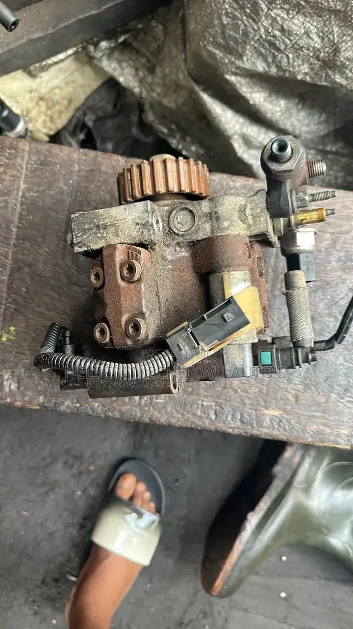 Jaguar Xf Oil Pump