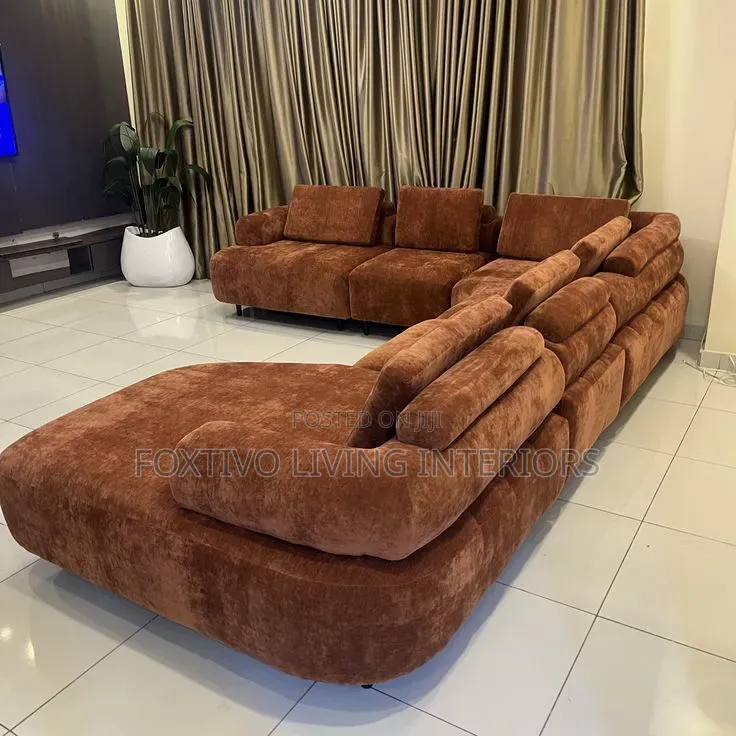 Luxurious C-Curved Quality Corner Unit Sofas Plus Free Center Table