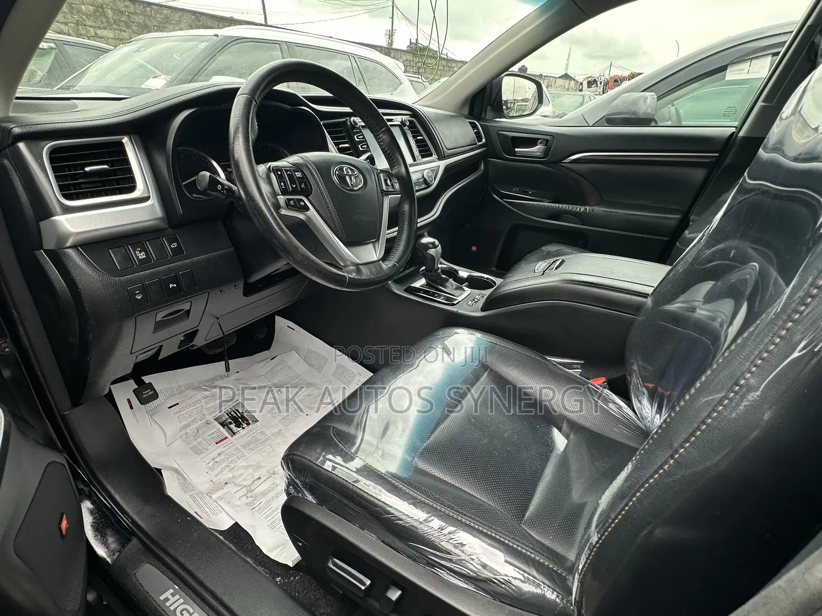 Toyota Highlander Limited 4dr SUV AWD (3.5L 6cyl 6A) 2015 Black