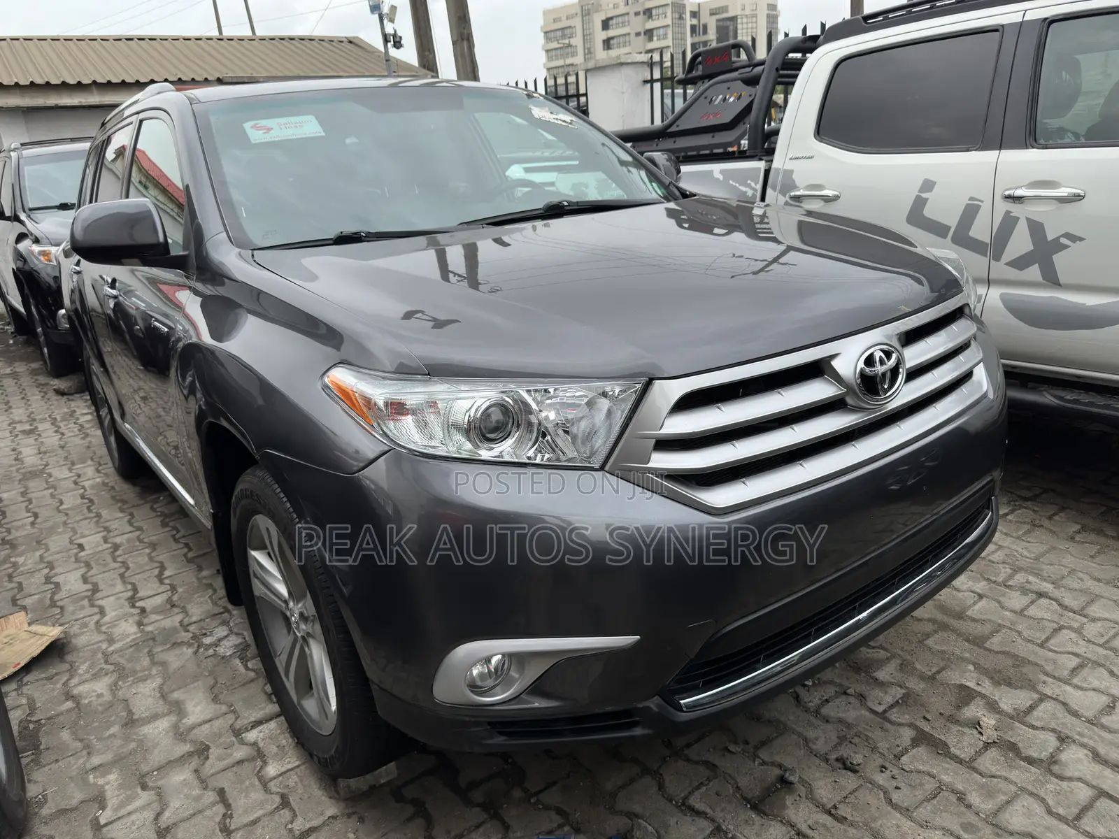 Toyota Highlander Limited 3.5l 4WD 2013 Gray