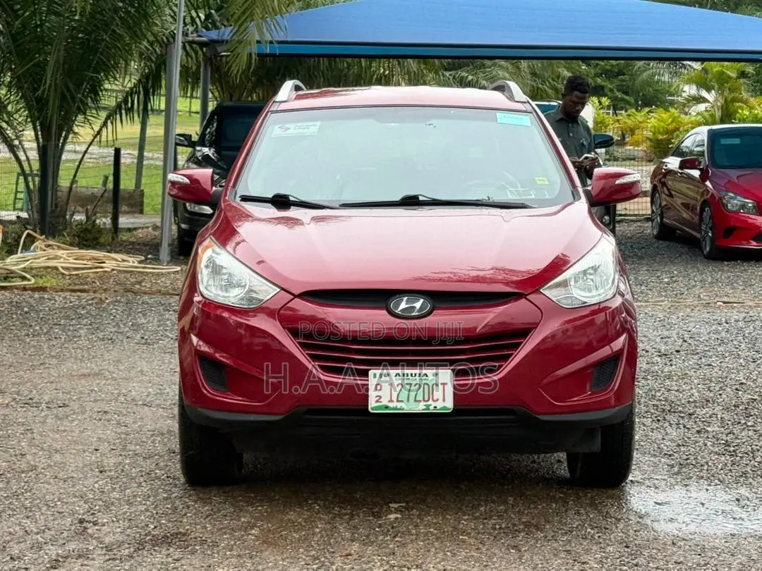 Hyundai Tucson 2012 Red
