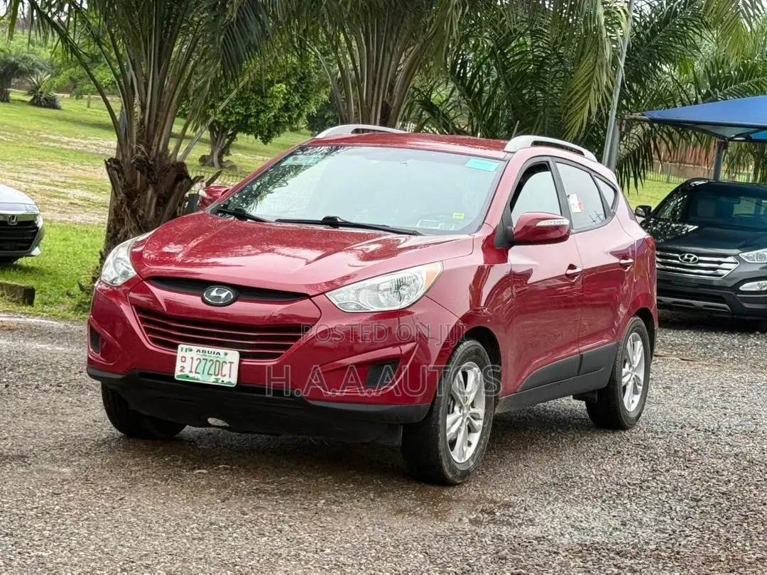 Hyundai Tucson 2012 Red