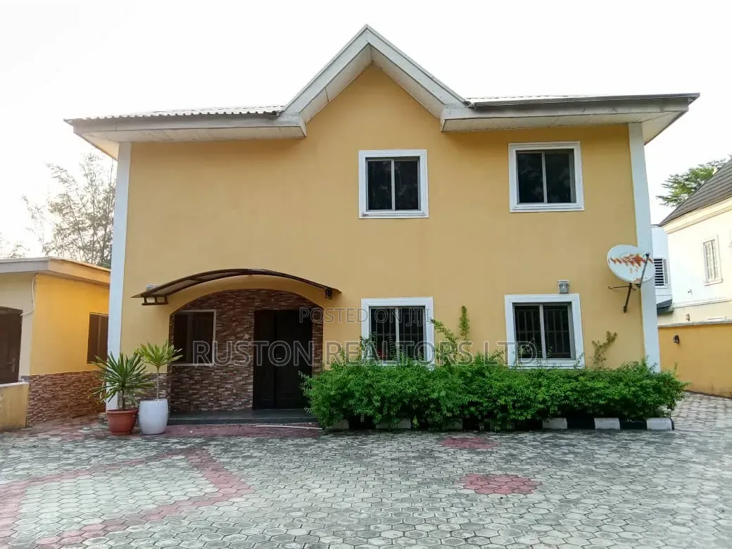 4bdrm Duplex in Lekki County Homes, Ikota for rent