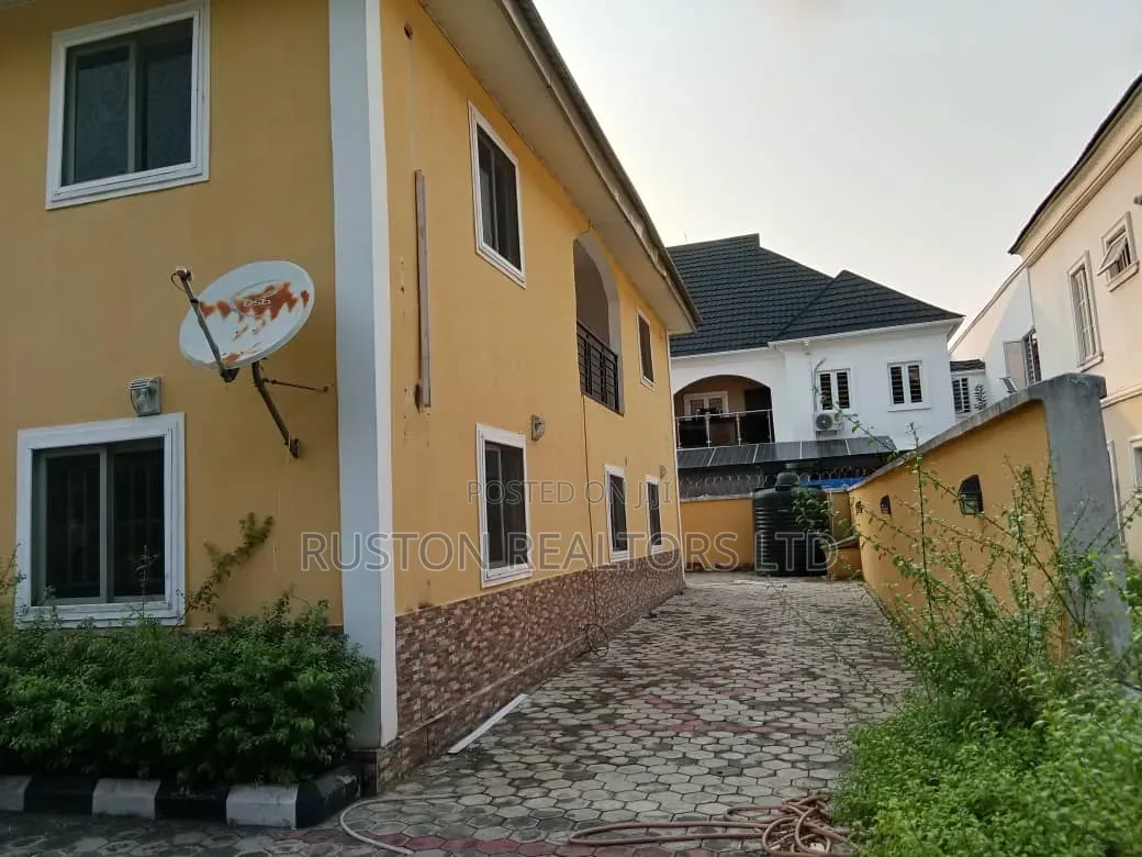 4bdrm Duplex in Lekki County Homes, Ikota for rent