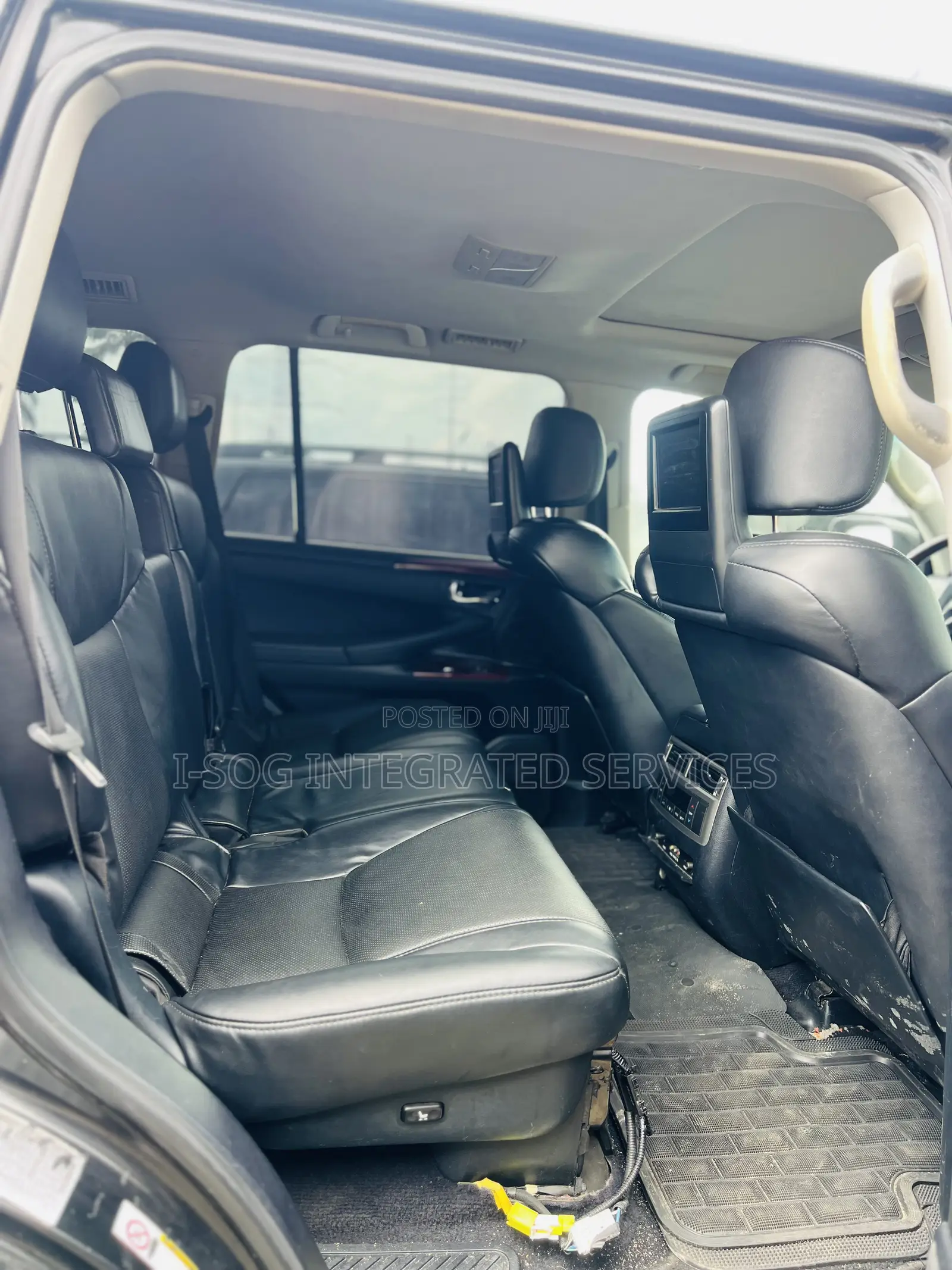 Lexus LX 570 AWD 2015 Black
